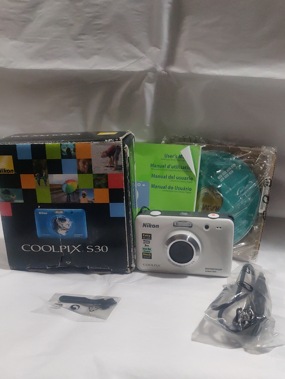 Nikon Coolpix S30